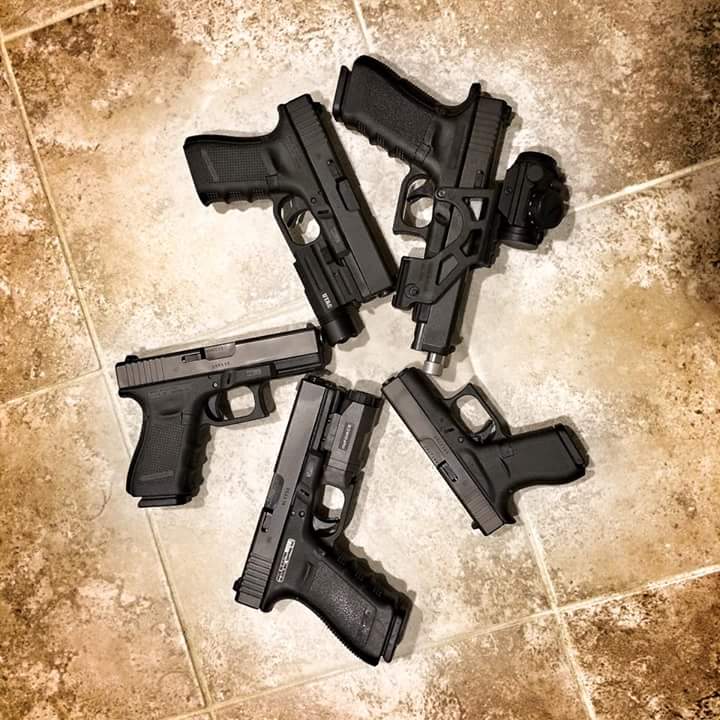 Glock_Porn's tweet photo. 😱 http://t.co/CfzPIcUjZ1