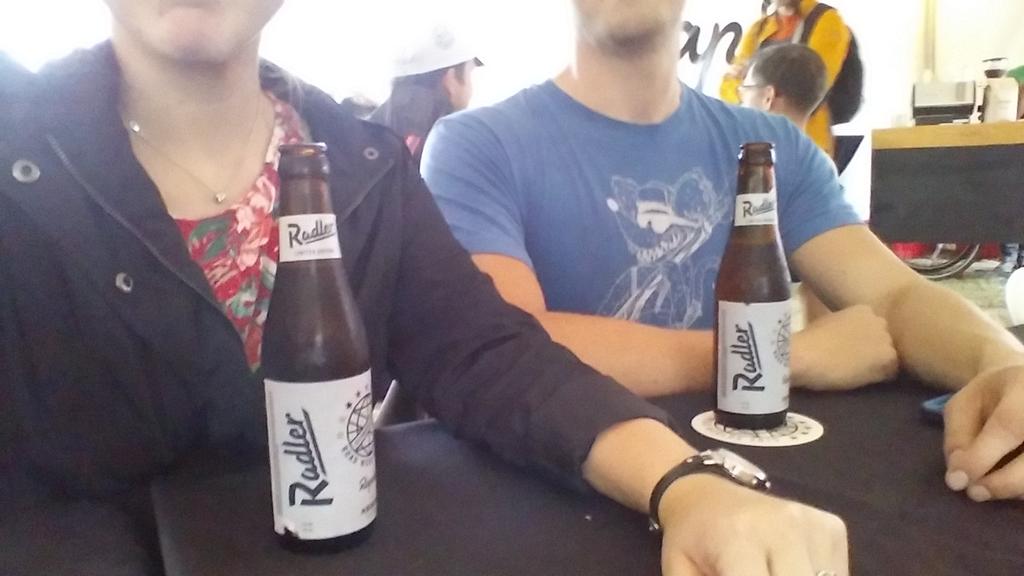 danger_erin's tweet photo. Radlers are the best accessories for bikers/bike crowds 🍻 #VCUAnthCrowd #UCI2015 #VCUBRB http://t.co/nClUTpkU2d
