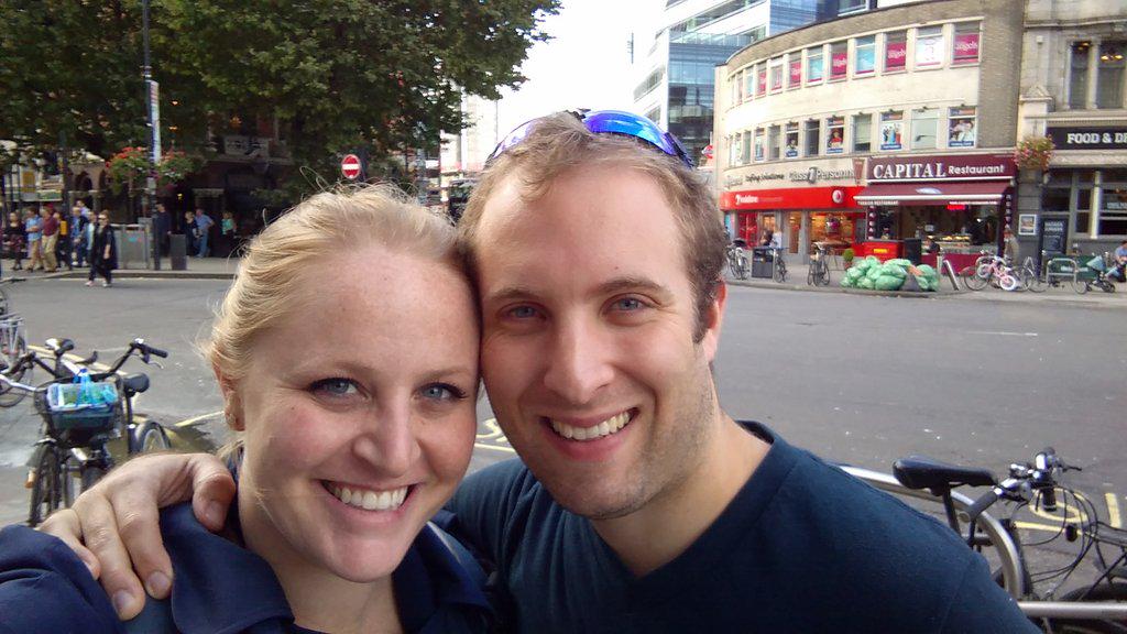 lwittchen13's tweet photo. On our way to Paris! #marriedlife http://t.co/jBuWsXmuLR