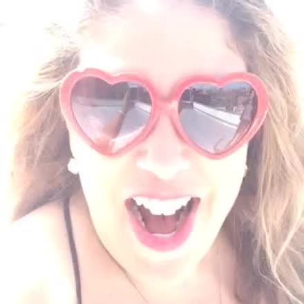 xoxoLizza's tweet photo. |REPLAY| checking out of #thescopehouse but first this view! #lizzaonthego #katch #Periscope http://t.co/VWyGLKfN1k http://t.co/QDrIZ02G2n