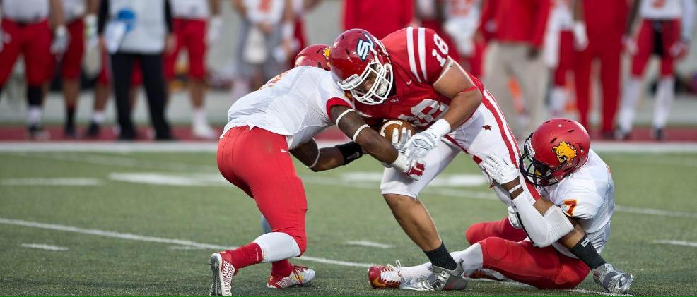 SVSUGAMEDAY's tweet photo. SVSU Football takes on Ferris St. today at 2.  Watch it live here: http://t.co/lf2SfX1OH2 http://t.co/0XUcokQ6lG