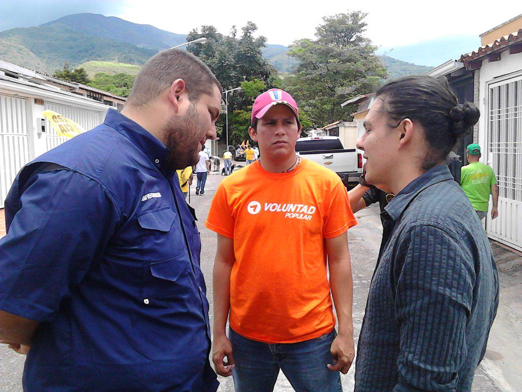 JuanRequesens's tweet photo. Los jóvenes comprometidos con el #Cambio en #AltosDeParamillo http://t.co/IIgu5F6iji