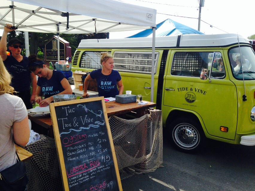 Konzelmann's tweet photo. Who doesn't love @TideandVine ? #WINEFEST2015 http://t.co/iLPCJ46Aob