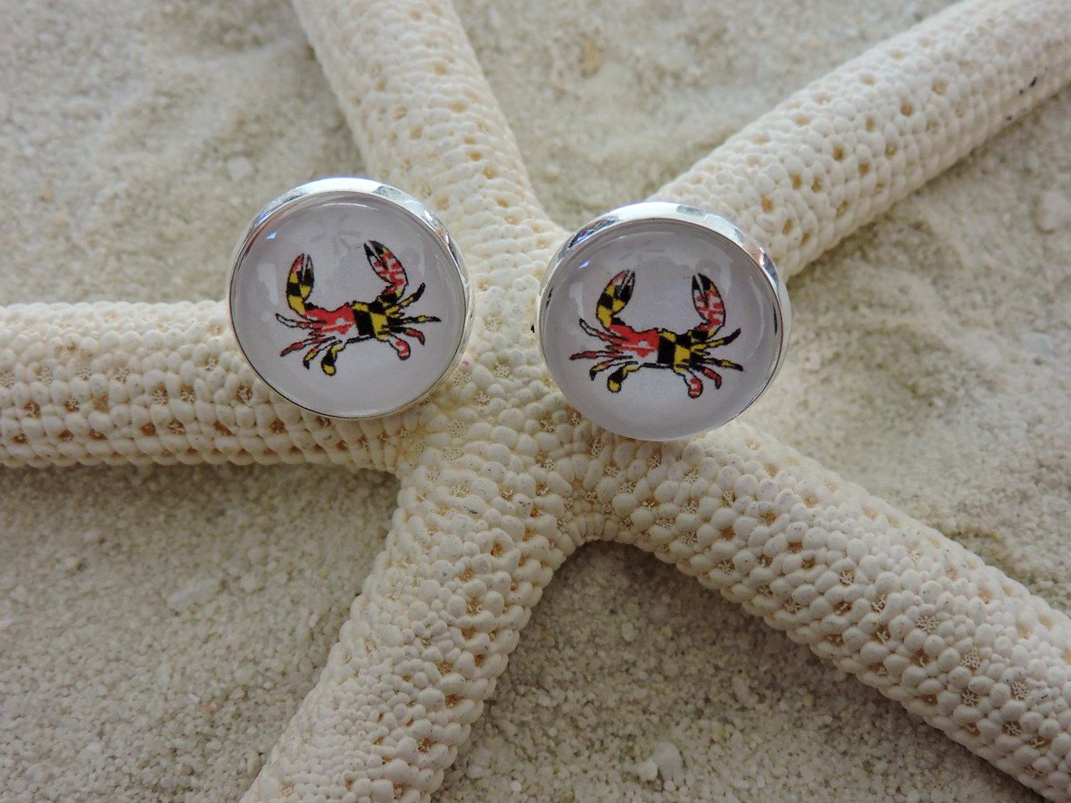 siljewel5's tweet image. Glass Cabochon Bezel Silver Plated Maryland Flag Crab Pierced Earring P… etsy.com/listing/215994… #Etsy #EarringPosts