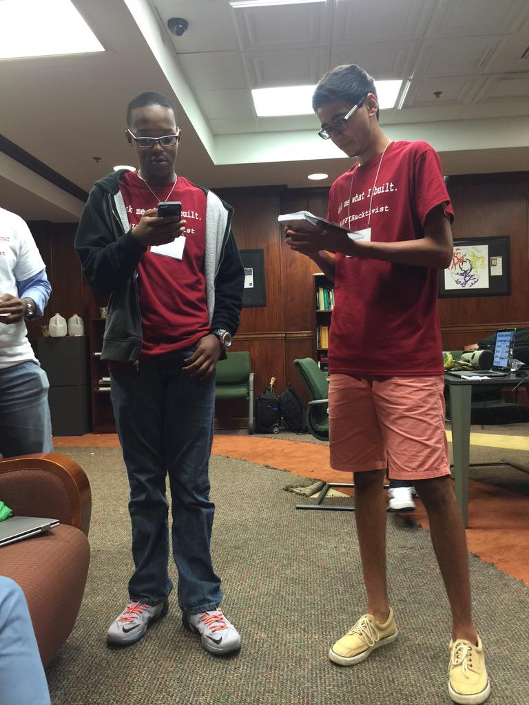 goodienation's tweet image. Check out this group of guys collecting data on our mobile use. #Youth. #LeveltheCodingField  @LPFI