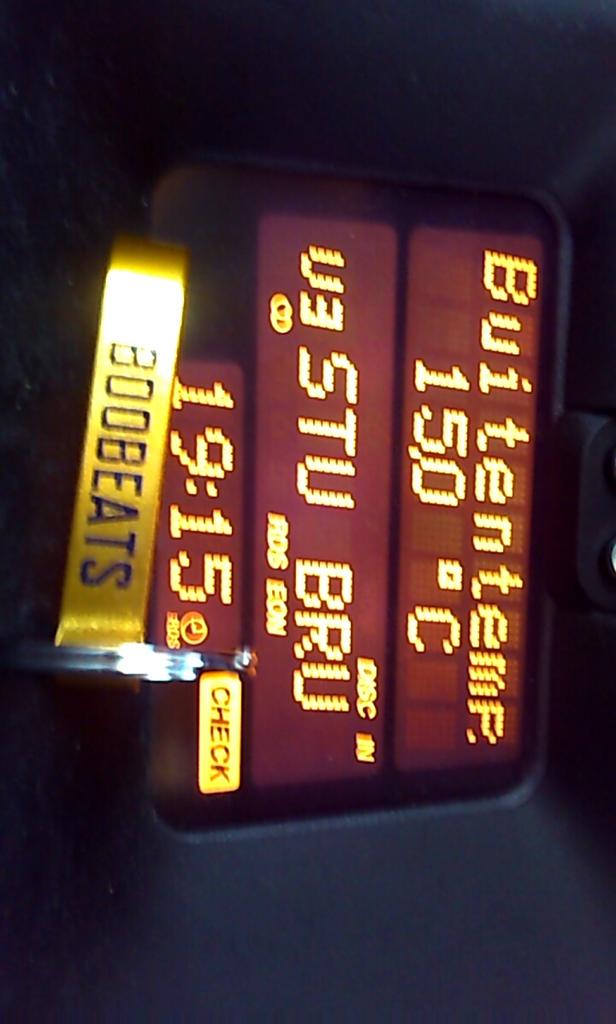 boobeats_be's tweet photo. Freaquency live @stubru volgende week bij ons #bb15 http://t.co/cFUatzdCPG