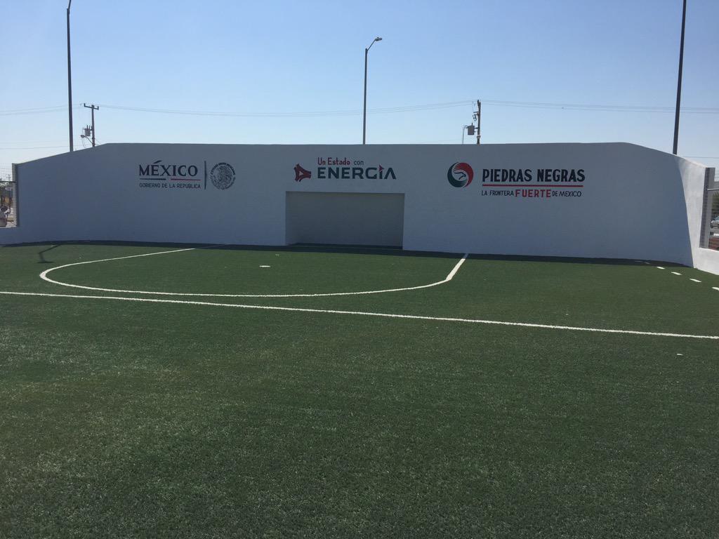 PURONJOHNSTON's tweet image. Andamos en #Acoros, supervisando la 1er unidad deportiva de este populoso sector, la semana que entra ya en funciones