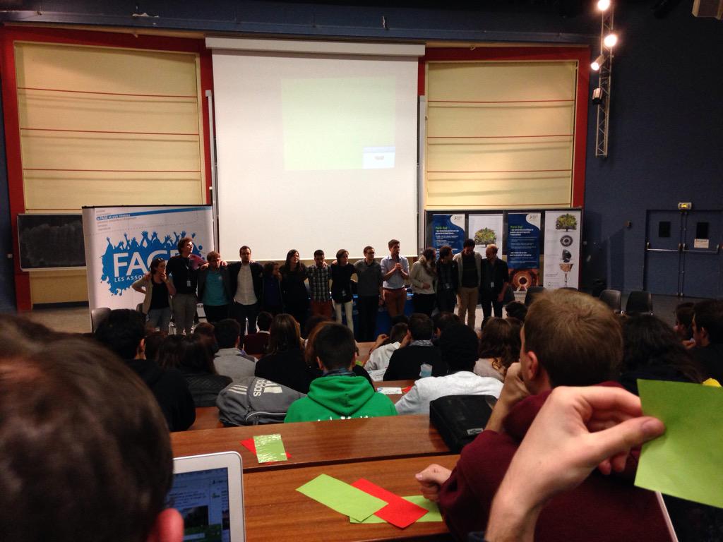 Alexandr_Picard's tweet photo. Félicitation au nouveau #BN de @La_FAGE pour son élection! Pour courage à eux cc @La_FNESI #Congres15 http://t.co/qxJy0yUa01