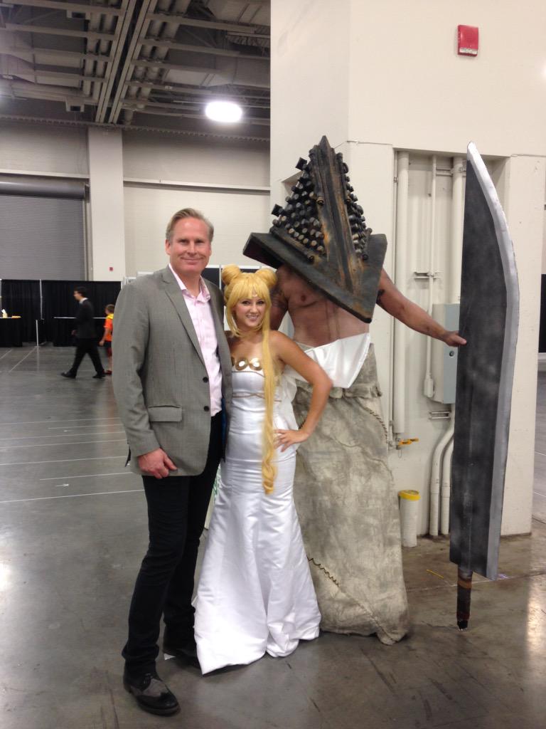 LyssieLuCosplay's tweet image. A big thank you to this awesome guy!!! Thanks @danbfarr for the pic and the amazing comic con!!!! @slcomiccon