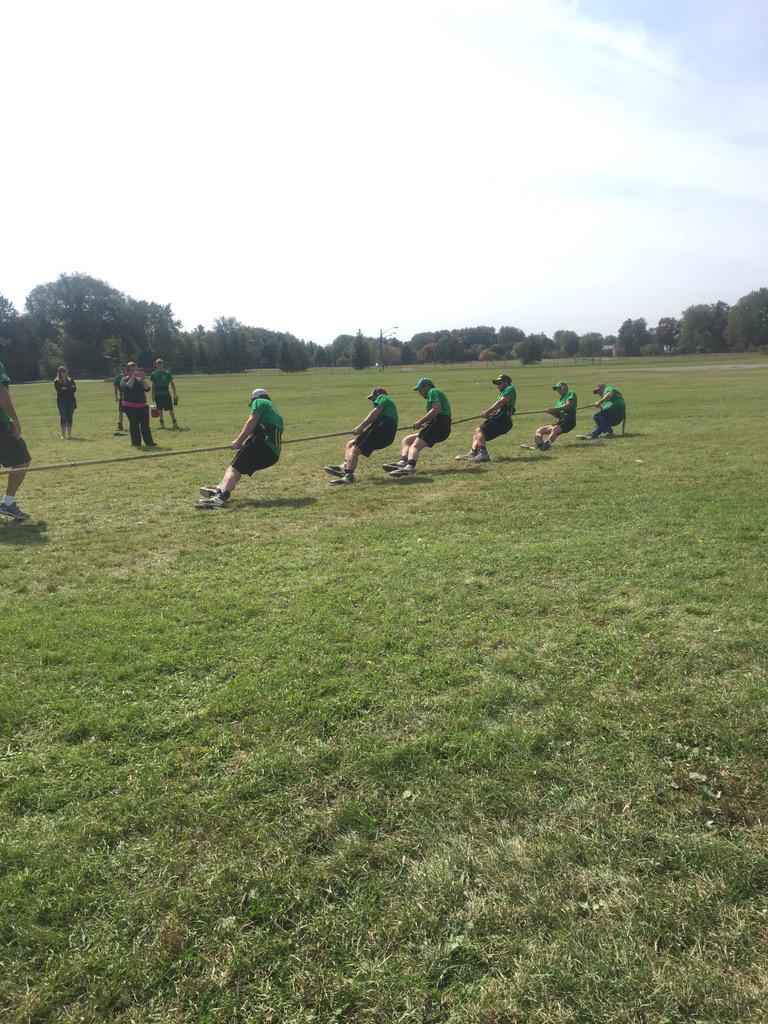 StratFairAmb's tweet photo. Tug of war is on NOW on the old fair grounds! #StratfordFallFair http://t.co/mjv1JdXRMs