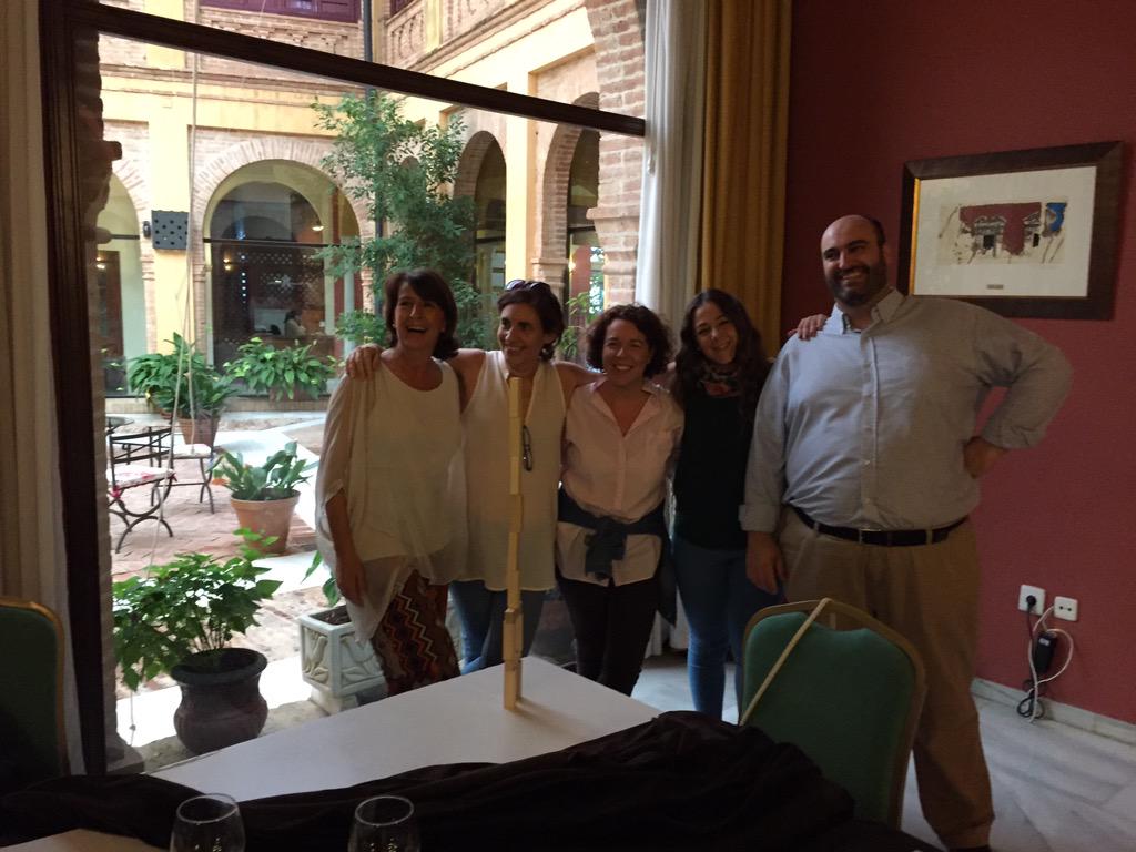 SanJoseSSCC's tweet photo. Hemos terminado la Convivencia del etce del colegio. Un equipo maravilloso! http://t.co/8VyGidJ0Wy
