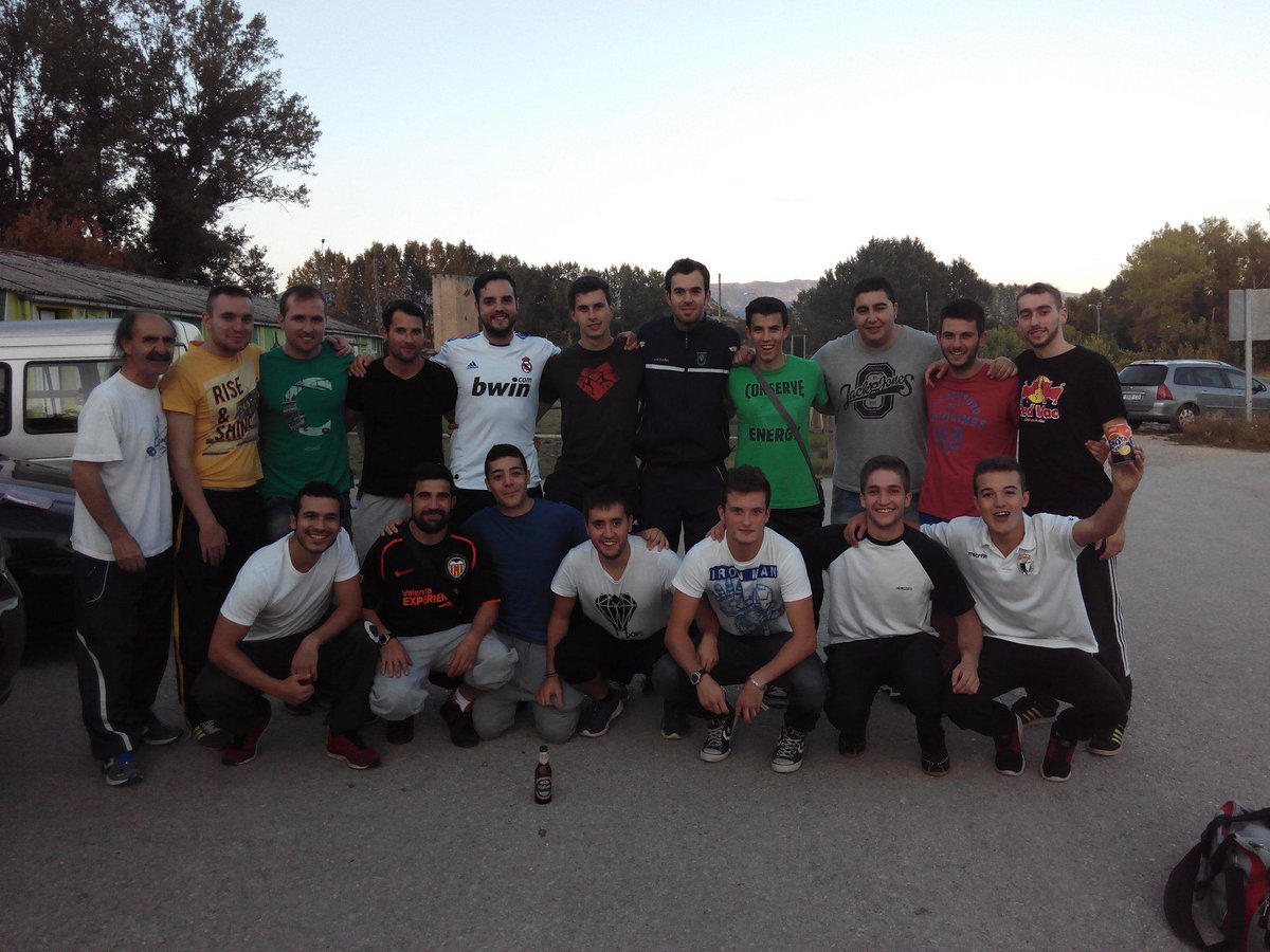 AlbaCastellae's tweet photo. 1-5 al frías y primeros tres puntos #VamosAlba #SiestaCastellae 💪💪⚽⚽ http://t.co/kc9ZlXmH5z
