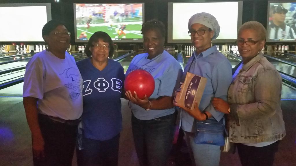 AmicaePrinTren's tweet photo. Zeta Amicae Princeton Trenton at Colonial bowling for Amicae Awareness Day!  Toiletries for local school in Trenton http://t.co/tdW7YXQJhC