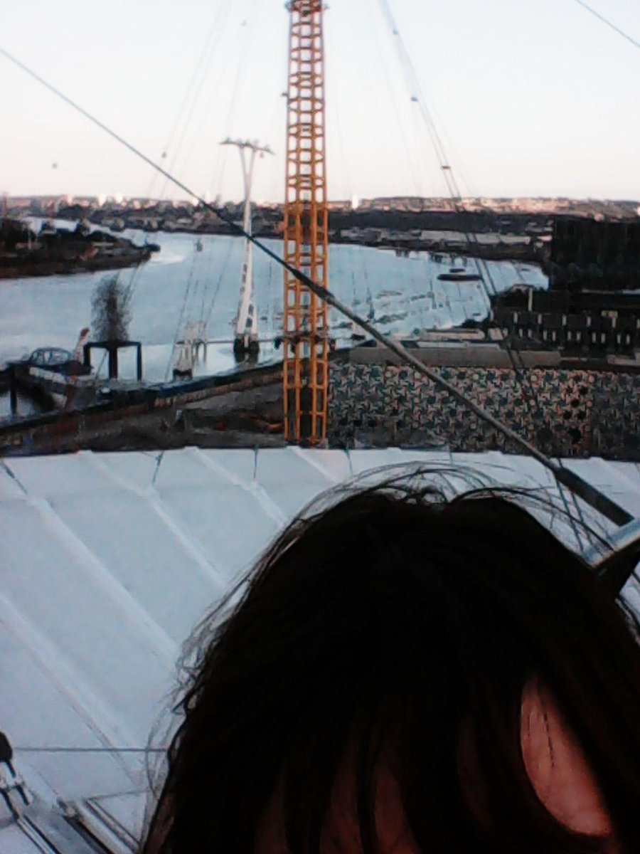 solangeweb's tweet photo. Going for the bad selfie award from the top of the O2 #climbingtheO2 http://t.co/OT483D8Mi6