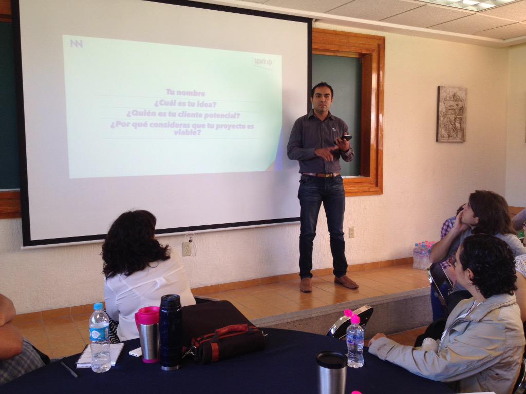 Innovateonboard's tweet photo. Now we're started! Awesome Fire #piches for the pre-incubation program at SparkUP @UPGdl. http://t.co/89LqPbNcUU