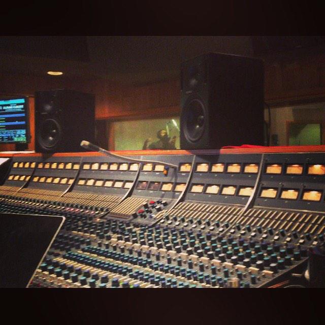wolfgang's tweet photo. John legend cutting vocals to a song we wrote last week in LA 🎤🎤🎤 #johnlegend #sunsetsoundstudios http://t.co/2299LRkX2u