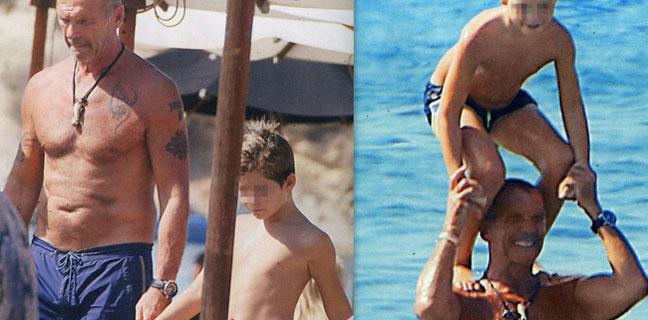 GossipStoryGr's tweet photo. Πέτρος Κωστόπουλος: Τελευταίες βουτιές με τ... #thalassa #maksimos #mpanio #petroskostopoylos http://t.co/aKpN6myOWp http://t.co/UwwuyhBby0