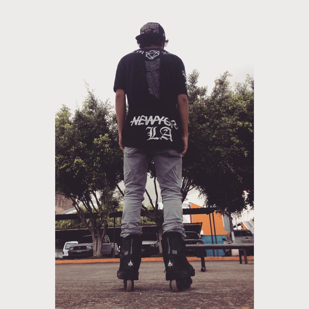 EsteebanVilla's tweet photo. Roller life #ValoSkates http://t.co/is57sE31mV