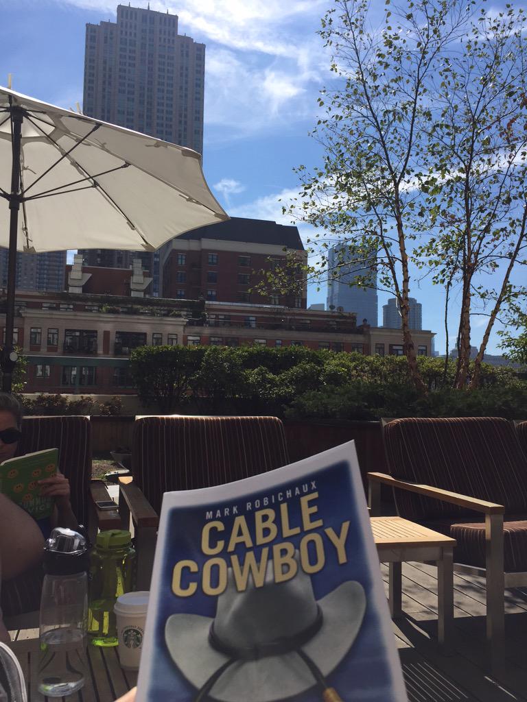 Danarriola13's tweet photo. Enjoy the last few days of amazing weather w a good book. The best way to spend a Saturday #CableCowboy http://t.co/WR15iclrxK