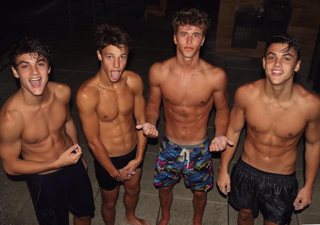 natekgarner's tweet photo. Sqaud goals?😏 @camerondallas @GraysonDolan @EthanDolan http://t.co/NqbtQZ0JC7