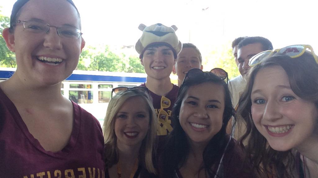 haasch_palmer's tweet photo. #GopherStateofMind ❤️💛 http://t.co/pMOwmX1JXi