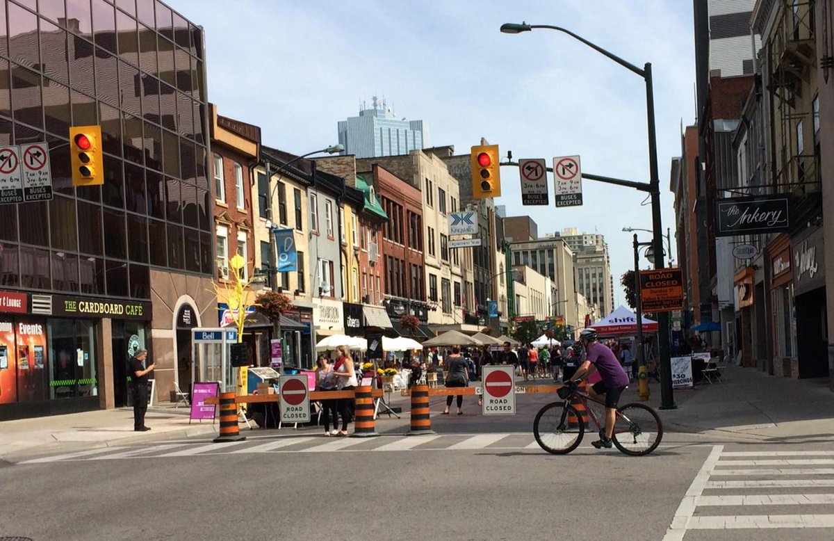 AArnott22's tweet photo. Oh la la-I can get used to this! @My_Dundas #ldnont #FlexSt http://t.co/AgQFu7yUMJ