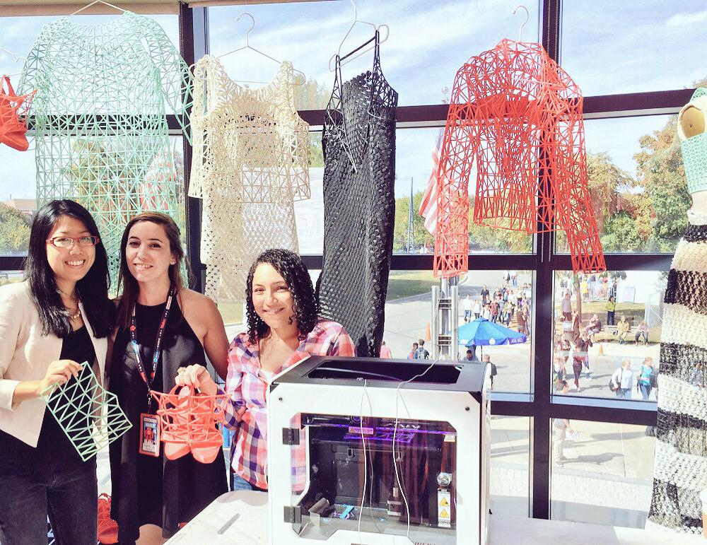 natlmakerfaire's tweet photo. National #makerfaire coproducers @dmjonesdavis &amp; @mmlee w @danitpeleg3d designer, 1st #3Dprinted #fashion collection! http://t.co/19d39OHk4l