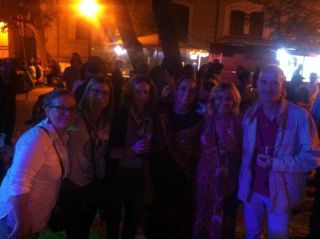 Y nos visita la vendimiadora de Logroño Loreto