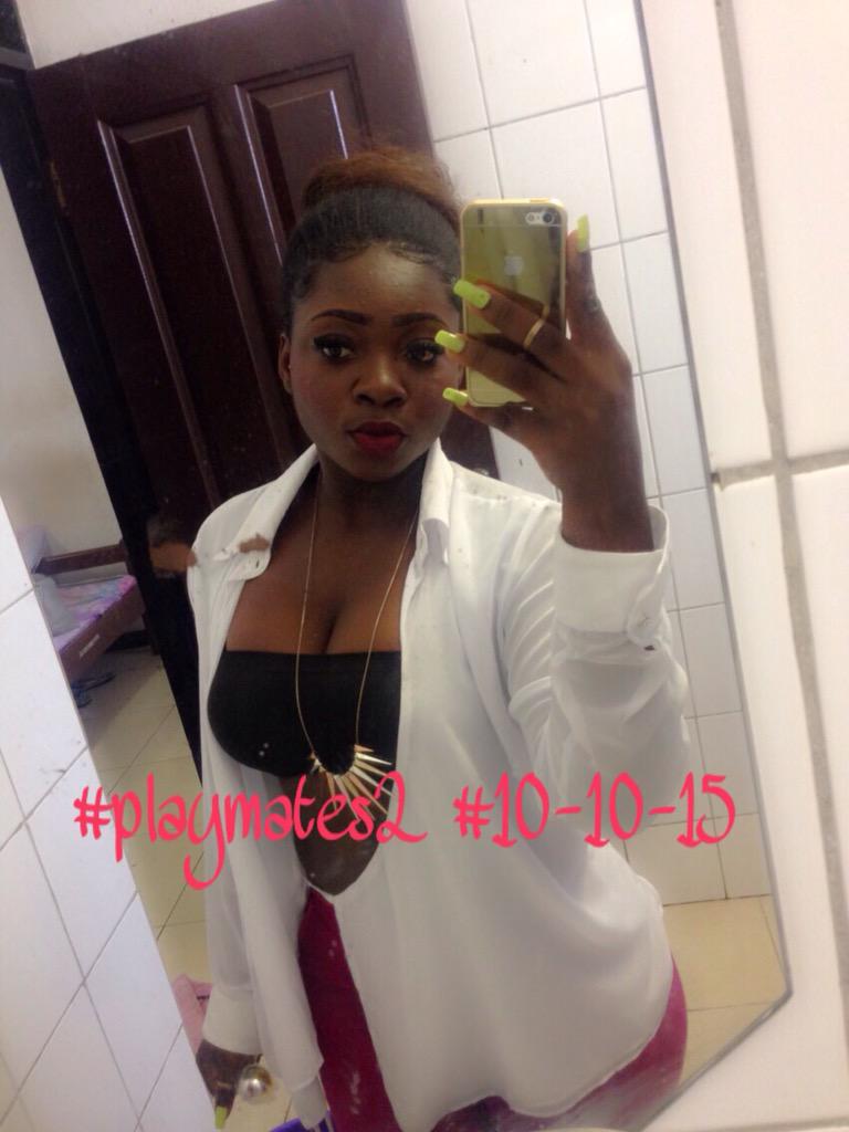 sirr_paull's tweet photo. #Playmates2 http://t.co/FM0Kea1qHp