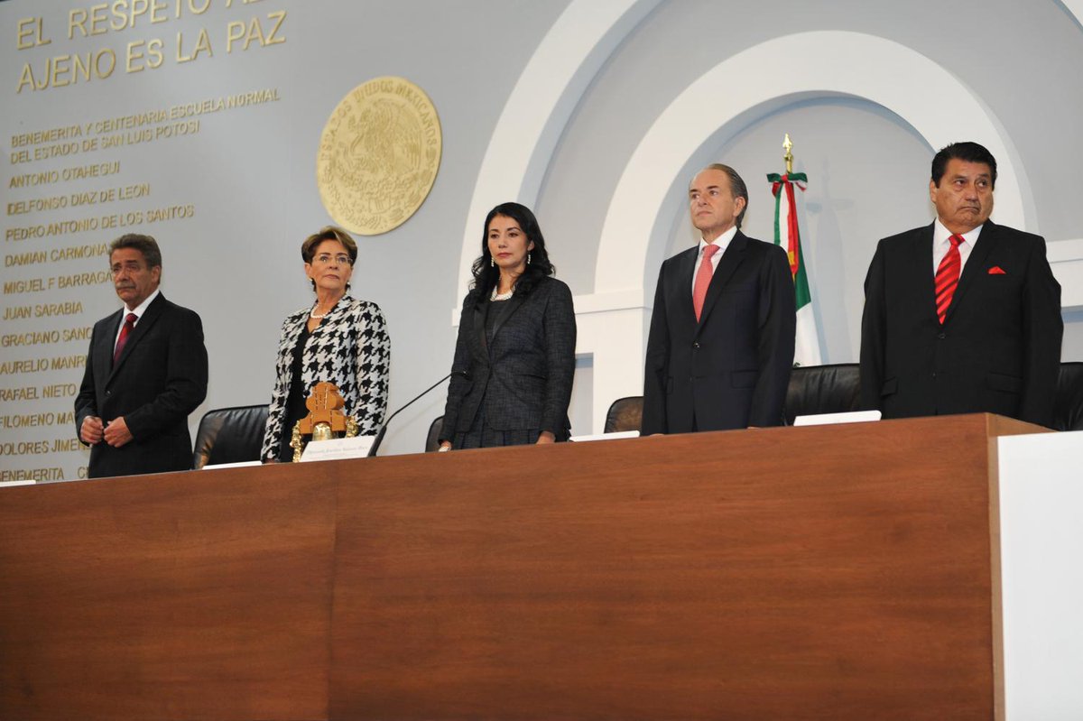 GobEdoSLP's tweet image. #Fotos #TomadeProtestaSLP Gobernador Constitucional del Estado de #SanLuisPotosí @JMCarrerasGob