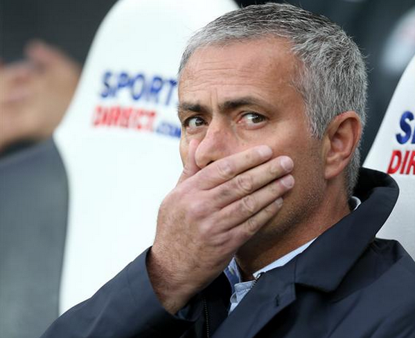 Sportunes90's tweet image. #EPLStats: Jose Mourinho has still NEVER won an EPL game at St. James' Park. Played: 6 Won: 0 Drawn: 3 Lost: 3