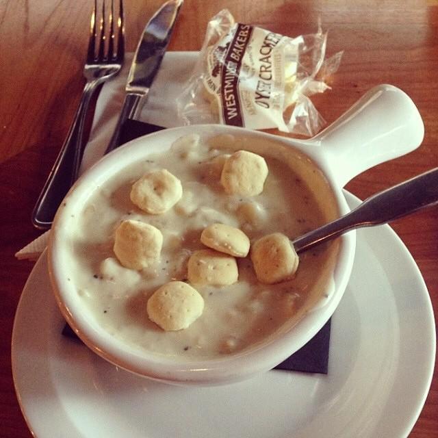 NIXSACK's tweet image. What a great day for a cup of clam chowdah! #ack #nixsbrewpub