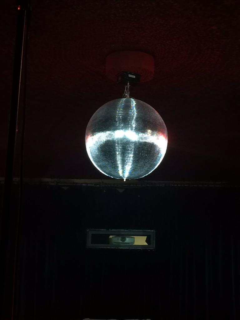All I see are disco balls. @LidoBerlin 9.30pm for BERLIN INDEPENDENT MUSIC NIGHT!