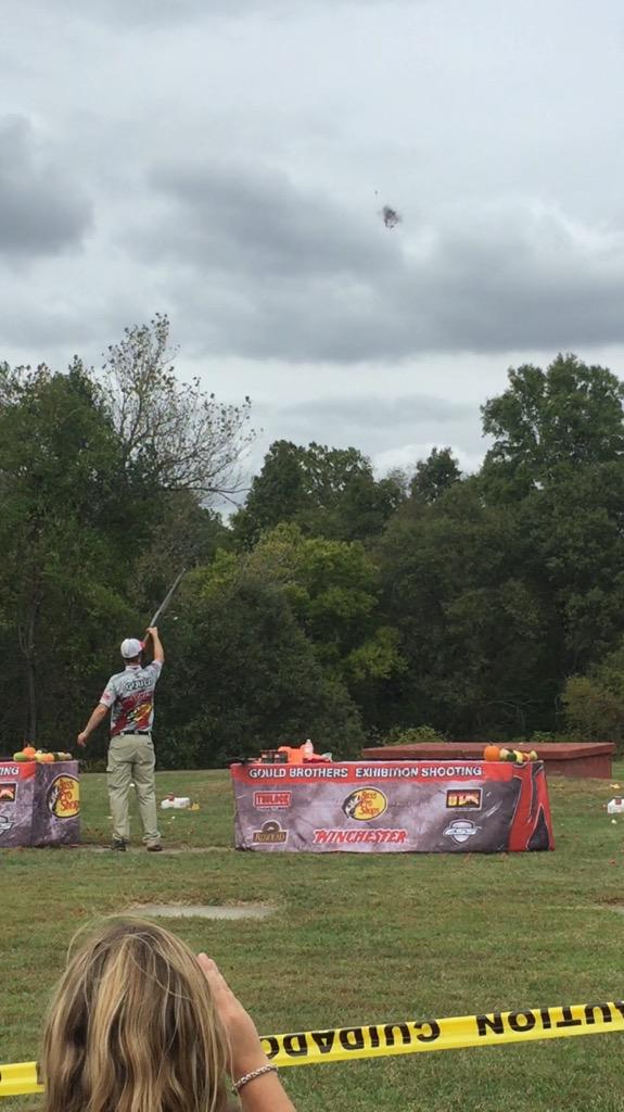 Alejandro tweet media