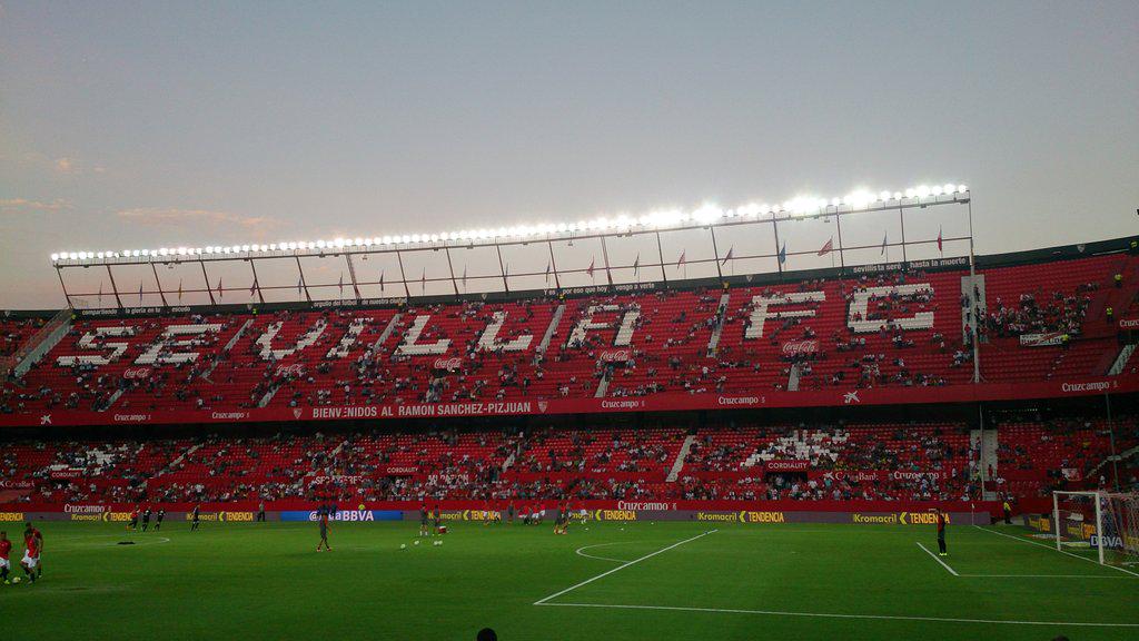 anthurtado's tweet photo. Gracias al @eldesmarque_sfc por este regalo de 2 entradas #vamosmiSFC http://t.co/MiYEcVQyiP