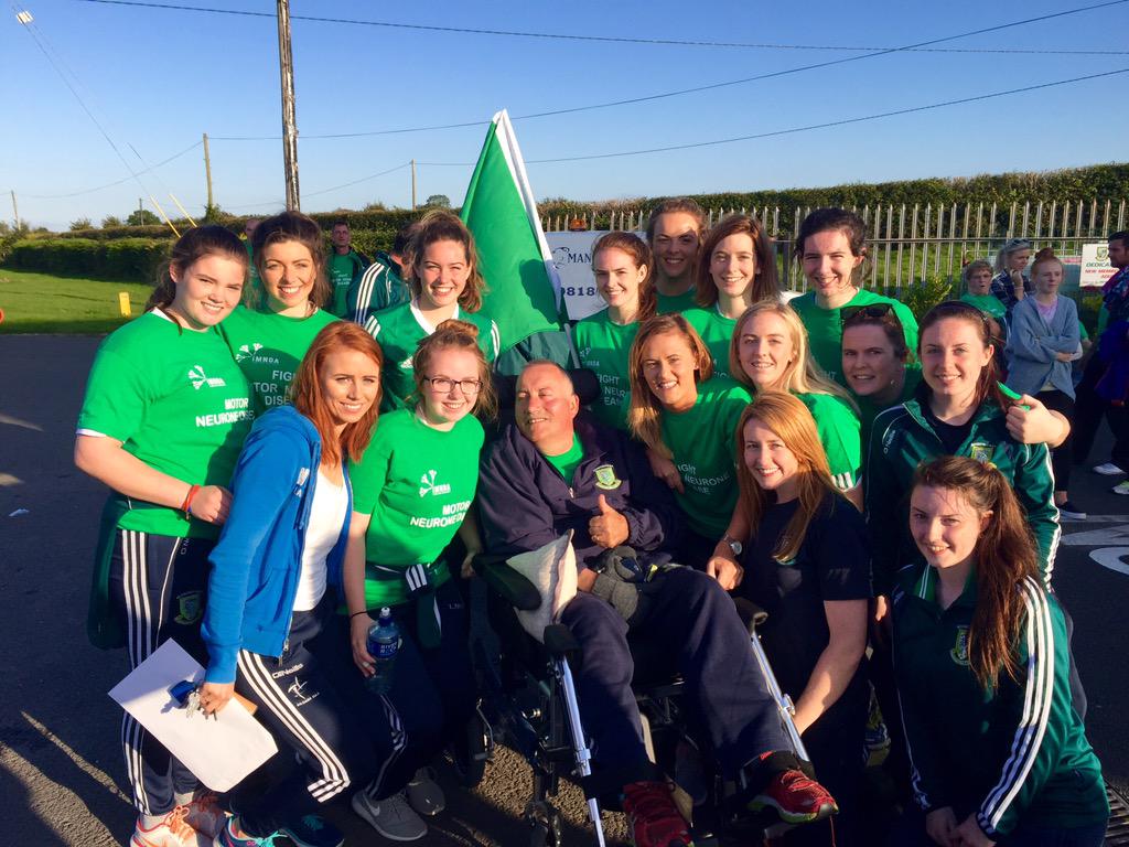 Amber__6's tweet photo. What a great day for a great man!!💚💚 #ToPaddy! #CrokeParkToMoorefield #iMNDA @MoorefieldGaa http://t.co/zIXbnXyD2N