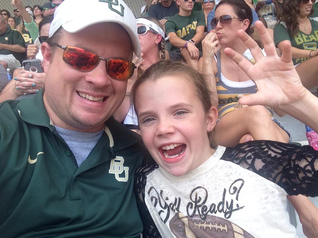 rpttrson's tweet photo. #sicem http://t.co/gDNyyoEQ3h