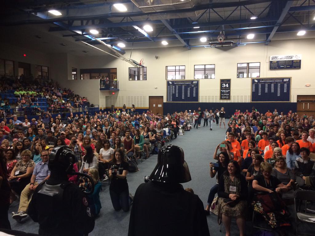 SonsOfAres_'s tweet photo. Awesome day at @TXTeenBookFest! @Pierce_Brown #texas #austin #bookfest #starwars #lightsabers #redrising #nerds #book http://t.co/K8OSA7PpyC