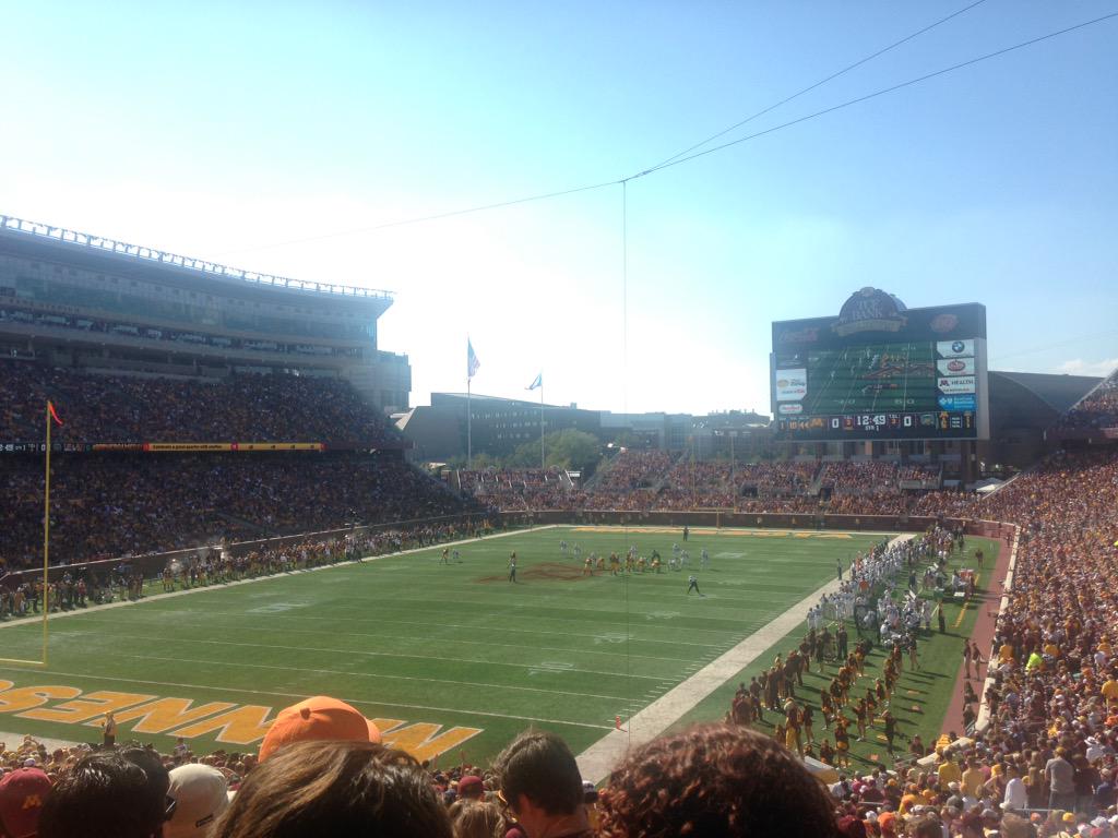 GopherGameDay's tweet photo. Beautiful day for a Gopher victory. http://t.co/BvktehPh2X