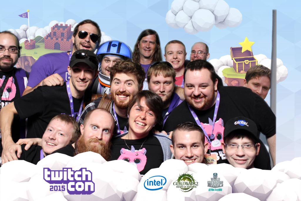 BadNewsBaroness's tweet photo. Group picture! @thebadnewsbaron @Grakees @HPBraincase @KSpaceAcademy @BioGenx2b http://t.co/vDv6ibOZvn