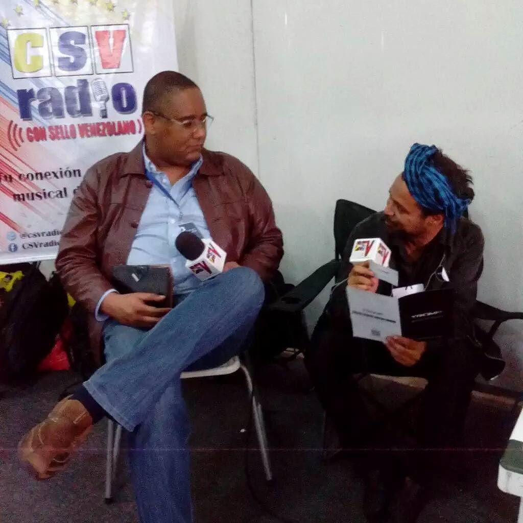 csvradio's tweet photo. Alexander Tromp, Presidente de @trompelectronics con @julian.eduardo.stayfree en la #expom… http://t.co/rR6riqWoqk http://t.co/oLxTkVbjJS