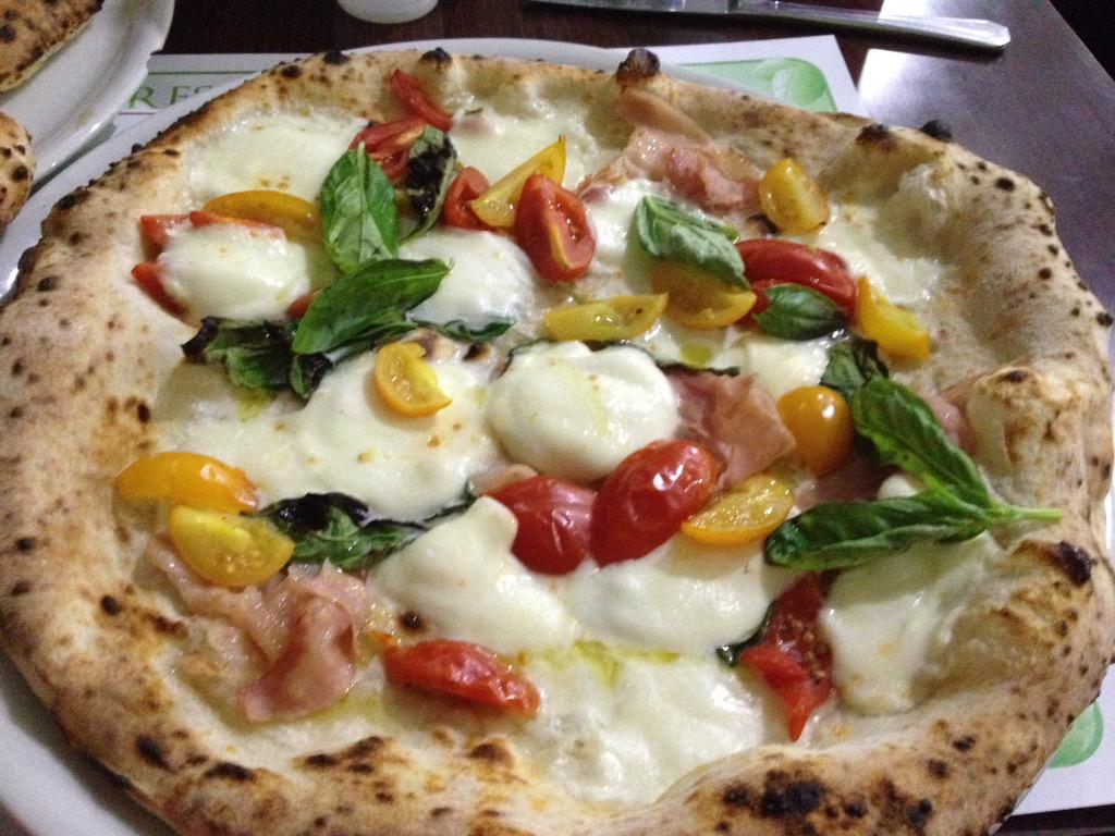 amalfidriving's tweet photo. #naples #pizza #tours #privare #shore #excursion #happy #saturday http://t.co/NIeCWhnxOh