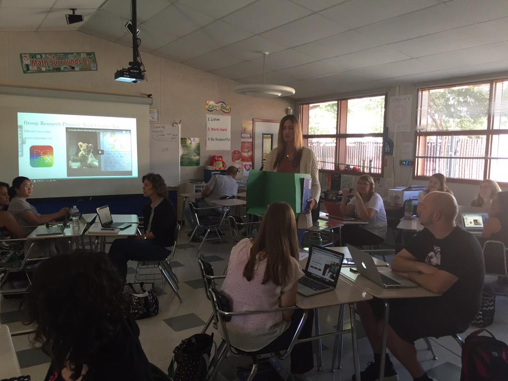 DoInkTweets's tweet photo. MT @CateTolnai @BookLadyMac setting up Green Screen Lego @capcue commercials! Can't wait to see results! #cuetechfest http://t.co/KSATU7wonX