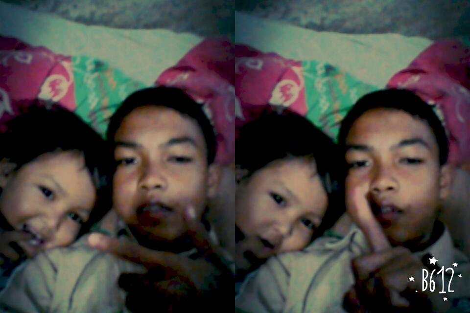 takyunerror's tweet image. akrab ma keponakan. 💩