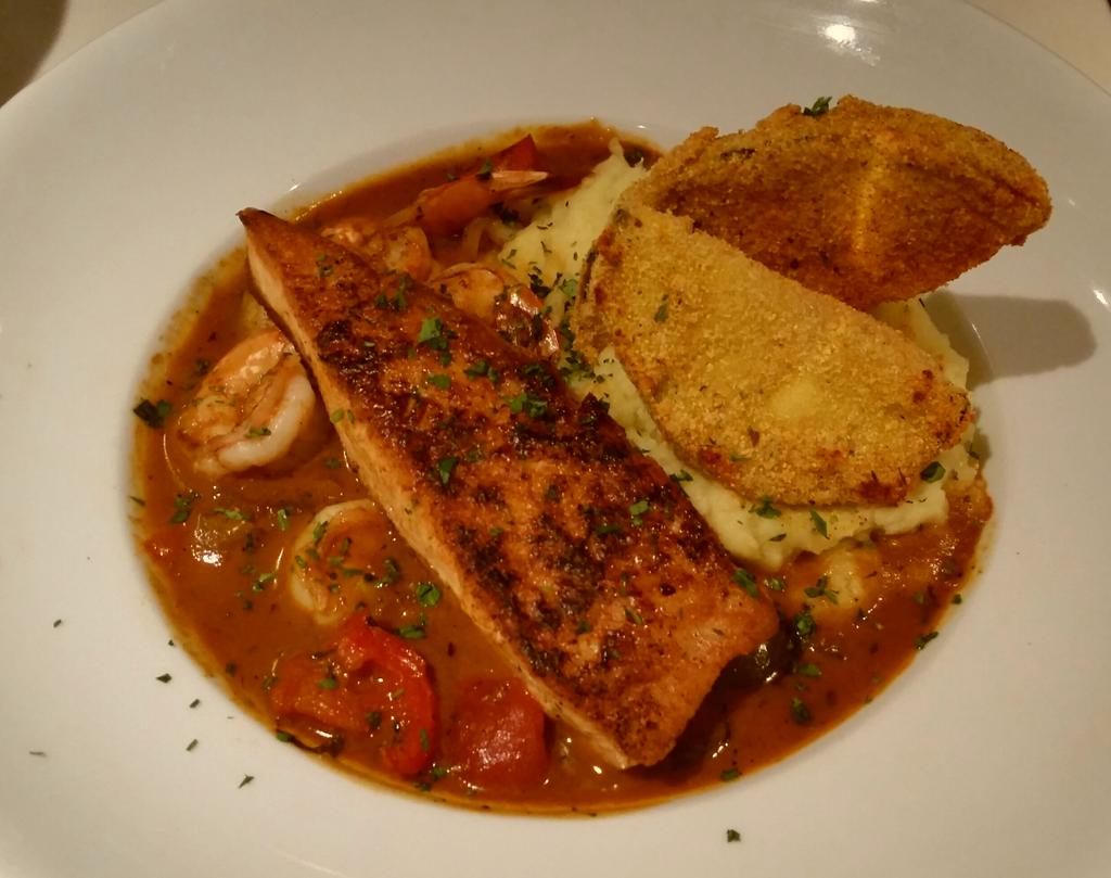 CoastATL1's tweet photo. Chefs Special of Pan Seared Opah, roasted vegetable &amp; shrimp stew, mashed potatoes &amp; cornmeal fried eggplant http://t.co/VXTNfpOPDj