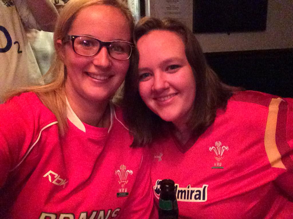 angrob21's tweet photo. #ENGvWAL #welshrugby #proudtobewelsh so unbelievably happy right now!!! @Mrs_M_B #lovemynationality http://t.co/nMU5wVOvGT