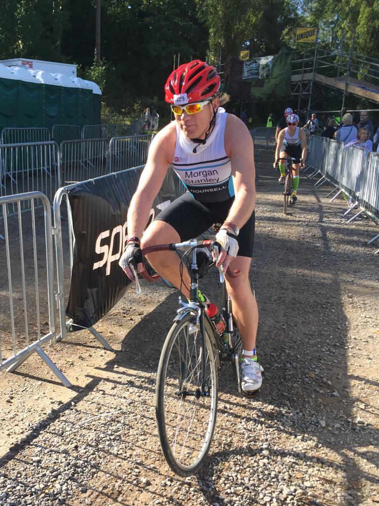 QSW_Sports's tweet photo. Loads of @QSW_Sports #CustomKit on show today at @CastleTriathlon. @RGActive @MorganStanley @ViceroysTri #FastCamo http://t.co/naOSF86nFP
