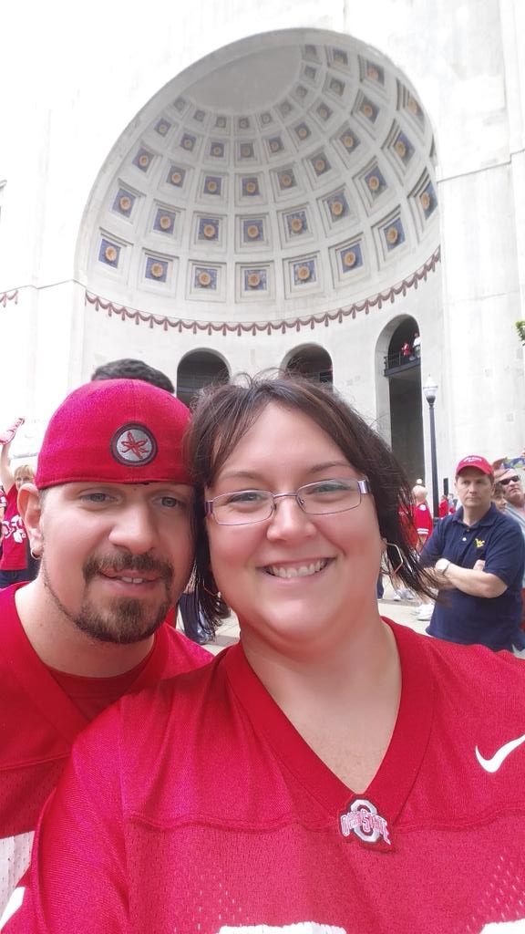 malindab04's tweet photo. First #BuckeyesGame. #GoBucks http://t.co/BS5QmJhin5