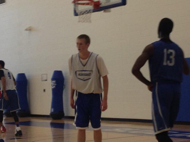 BradyManek's tweet photo. Pretty awesome day at Creighton!! @dougmcd3 http://t.co/WCjGoBLdjy