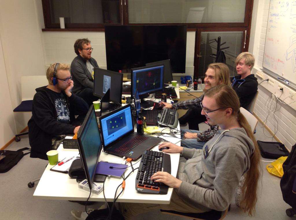 annelindbe's tweet photo. 14/48 hours still left #sleepless #LaureaGamejam #gamedev #graycitywolves #depressionTD @J_Zanuss @GrayCityWolves http://t.co/4OklMMkPCr
